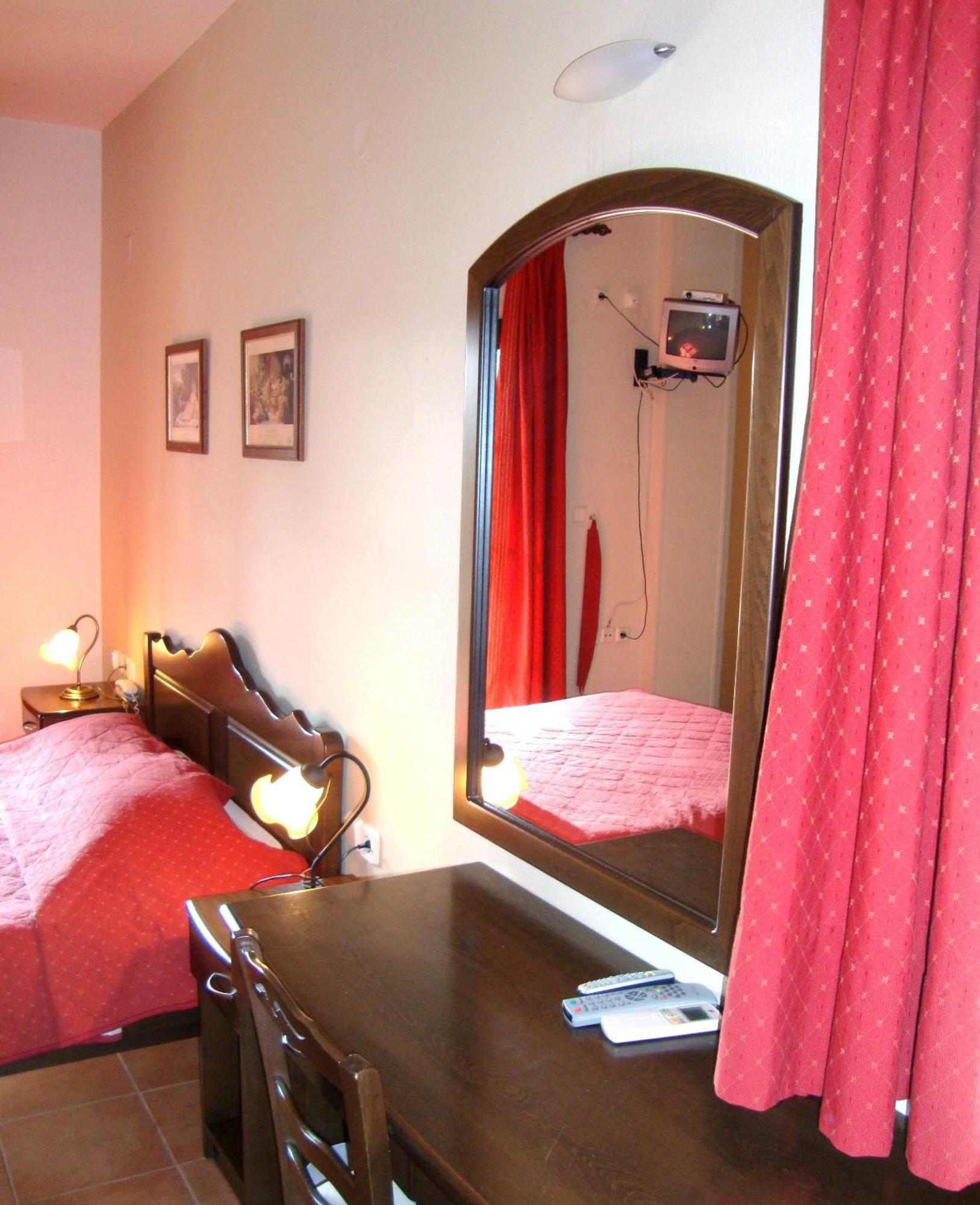 Enalion Hotel Кала Нера Екстериор снимка