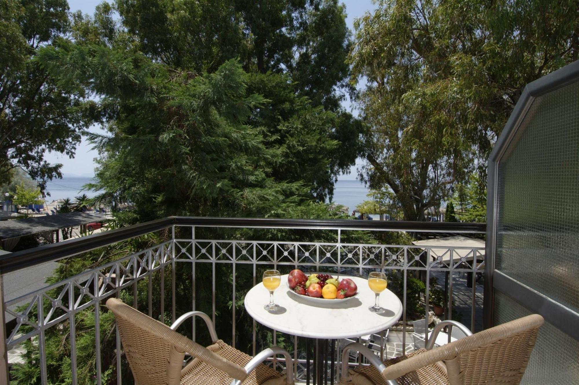Enalion Hotel Кала Нера Екстериор снимка